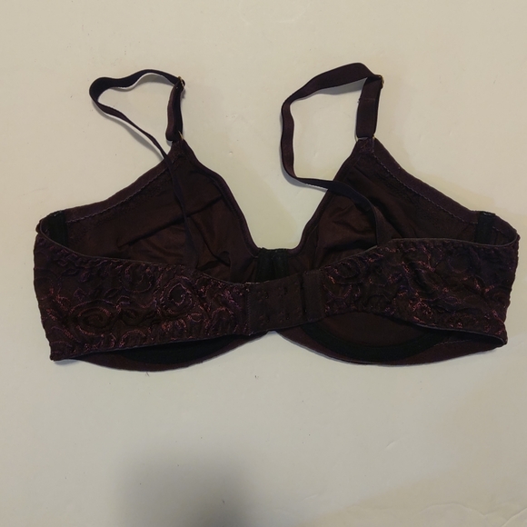 NEW Vogue Dessous Women's 2 PC Bra & Lace Maroon Panty Set 36D/L - Picture 5 of 8
